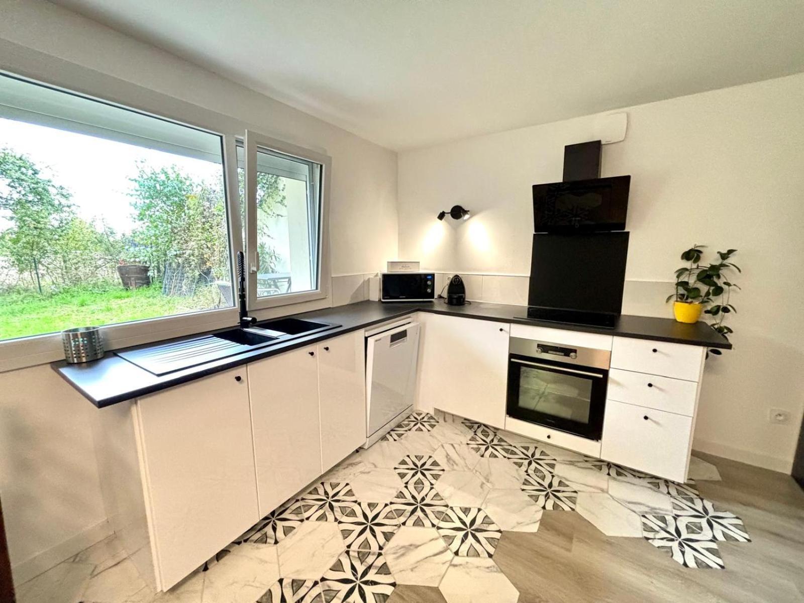 Le T3 Avec Jardin Prive * Flourens