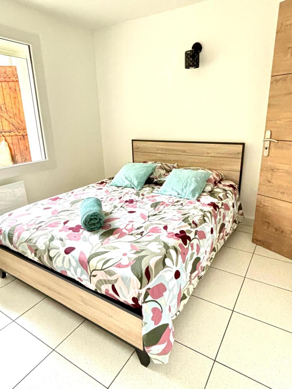 Le T3 Avec Jardin Prive Apartment Flourens